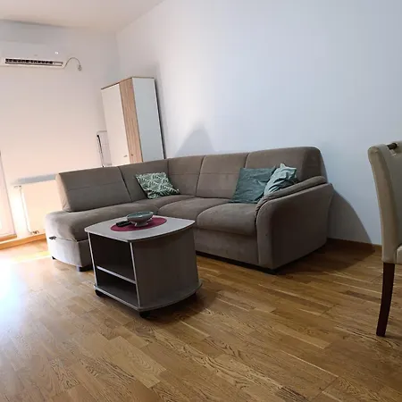 Podbara Apartamento Novi Sad